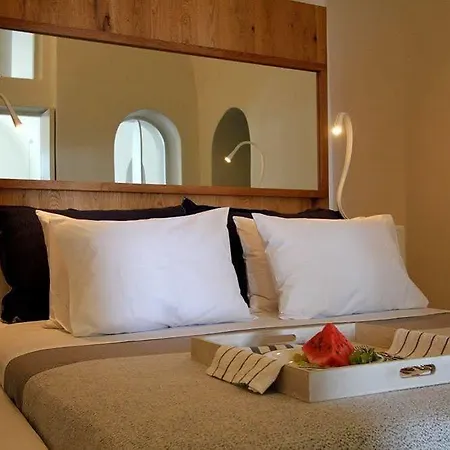 Porto Villa *
